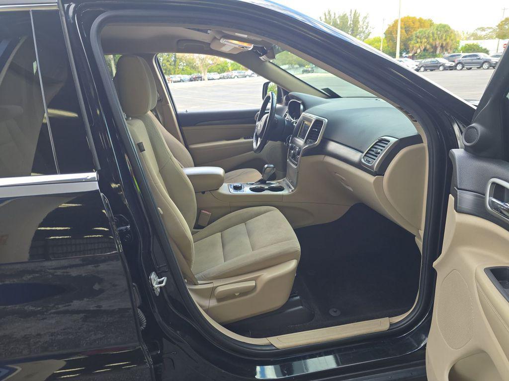 used 2019 Jeep Grand Cherokee car, priced at $15,600