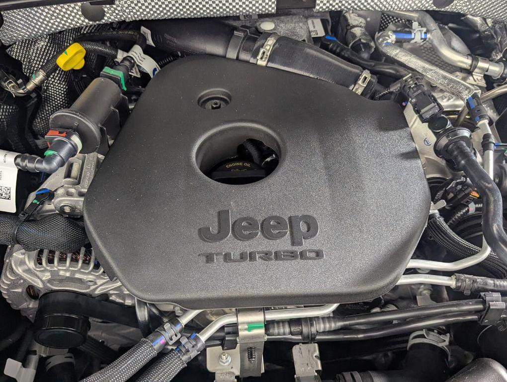 new 2026 Jeep Grand Cherokee car, priced at $43,890