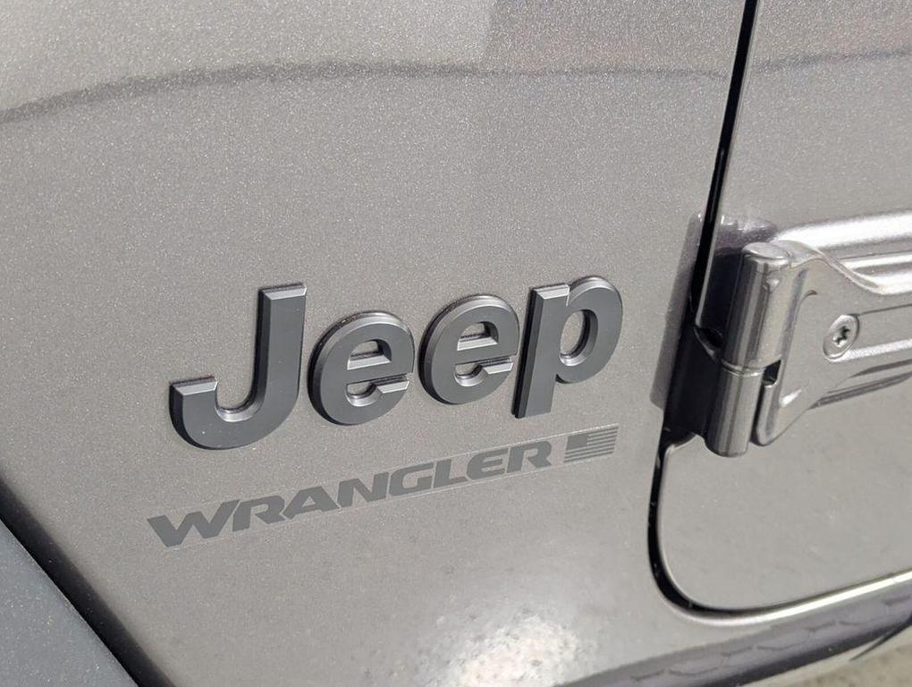 new 2026 Jeep Wrangler car, priced at $45,839