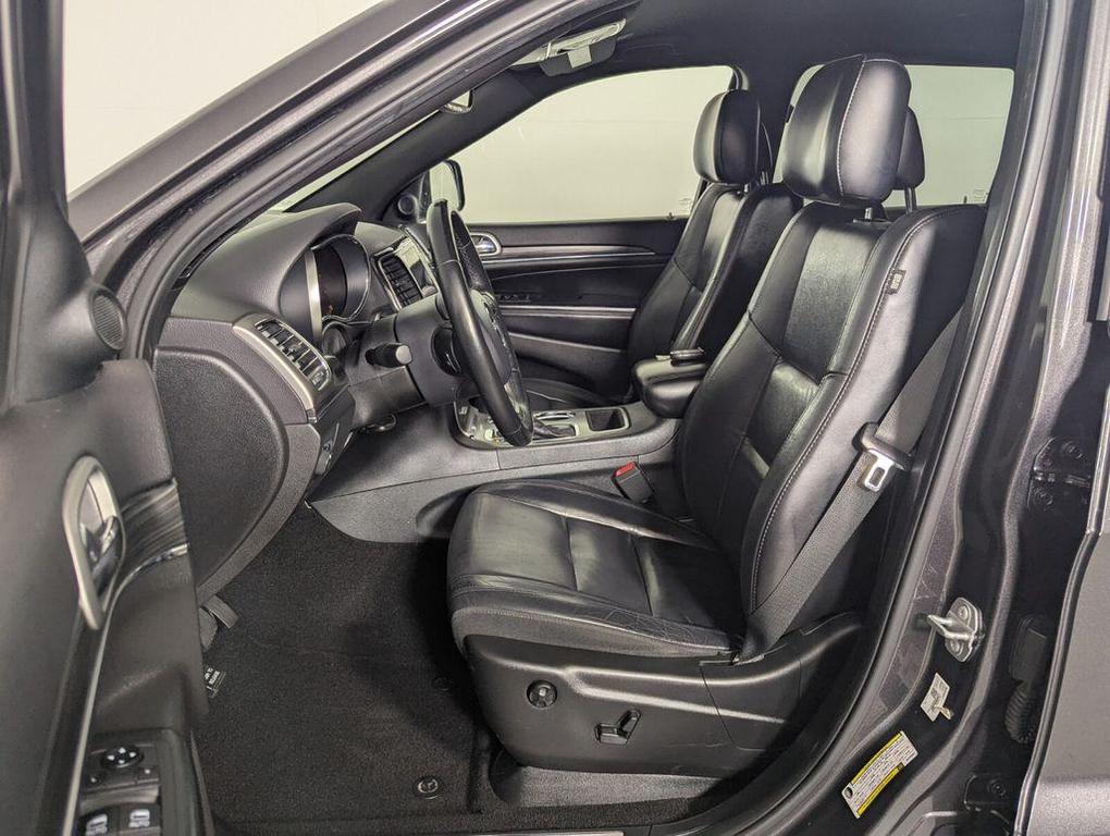 used 2019 Jeep Grand Cherokee car, priced at $15,000