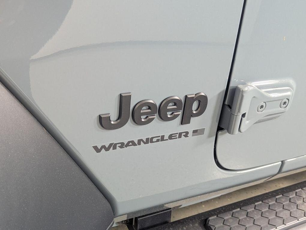 new 2026 Jeep Wrangler car, priced at $45,339