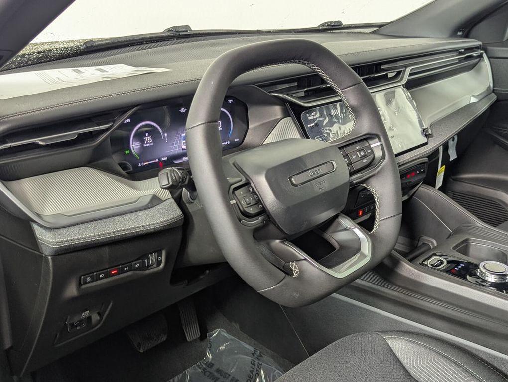 new 2026 Jeep Cherokee car, priced at $35,918