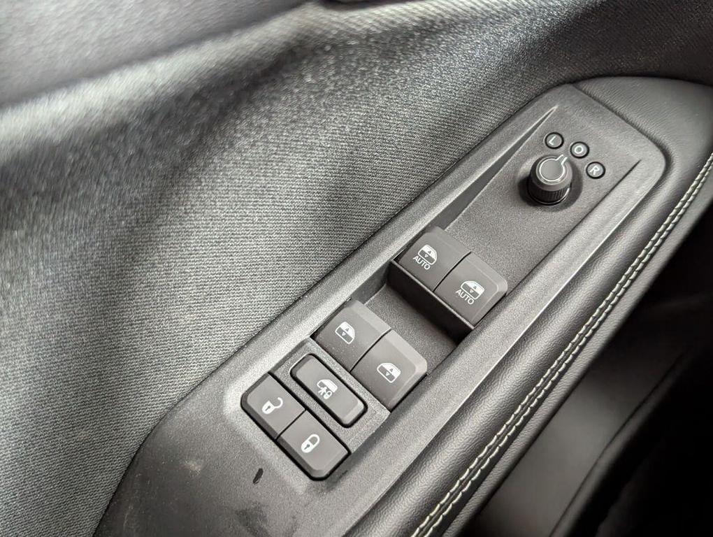 new 2026 Jeep Cherokee car, priced at $35,365