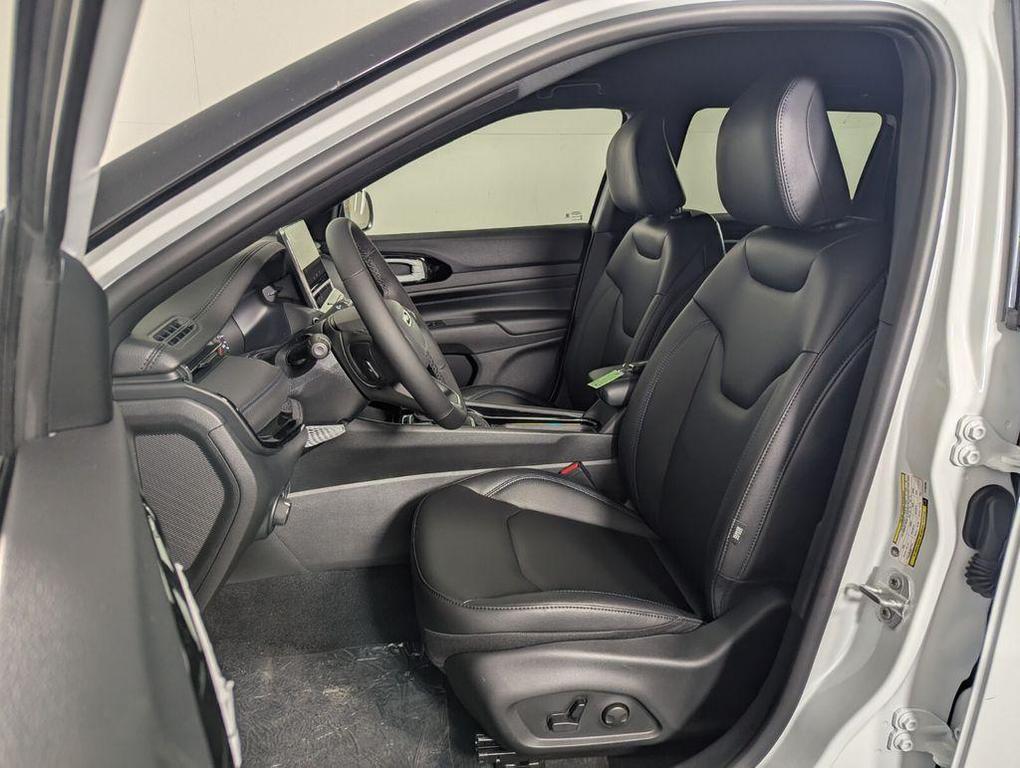 new 2026 Jeep Compass car, priced at $31,508