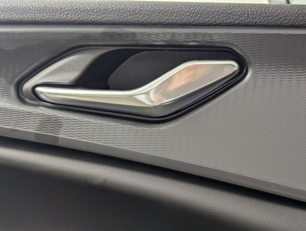 new 2025 Jeep Grand Cherokee car, priced at $31,205