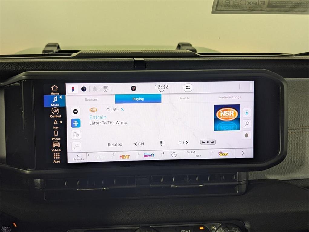 new 2025 Jeep Gladiator car, priced at $39,148