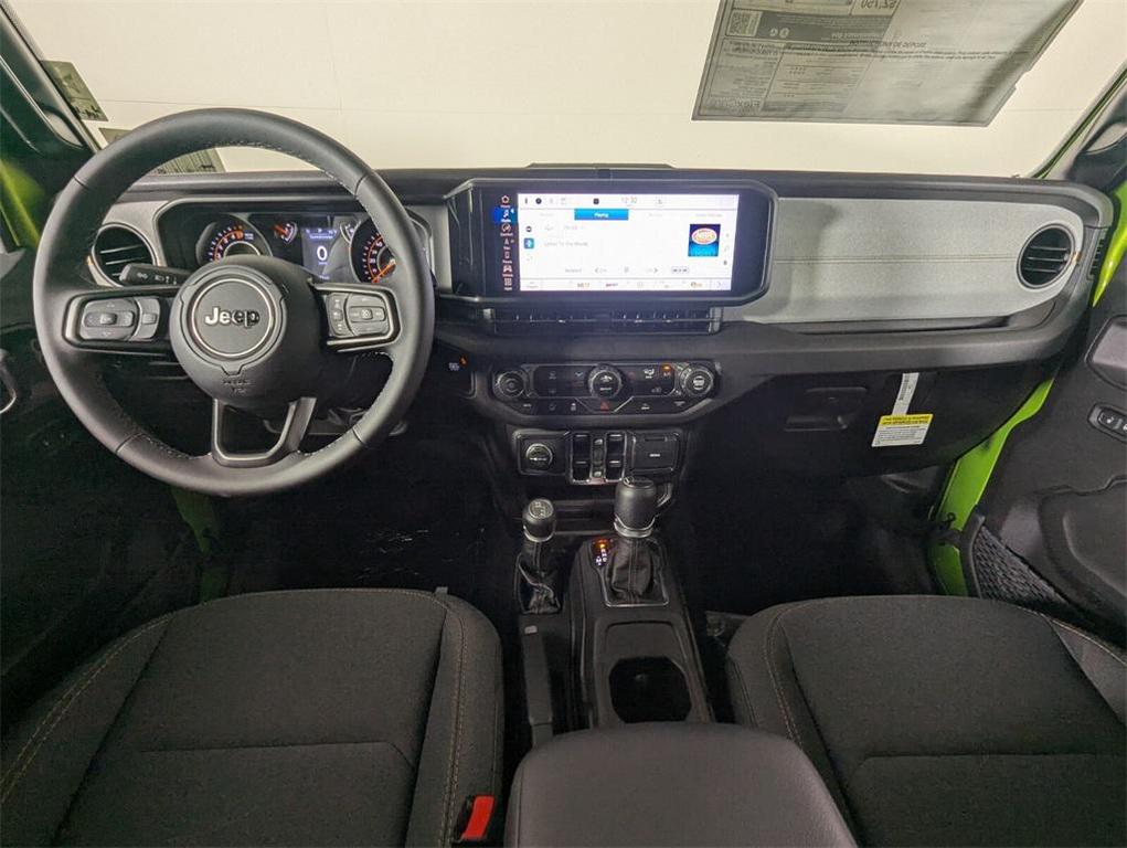 new 2025 Jeep Gladiator car, priced at $39,148