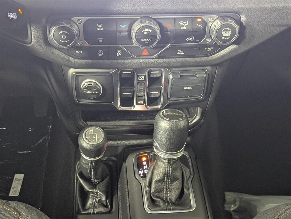 new 2025 Jeep Gladiator car, priced at $39,148