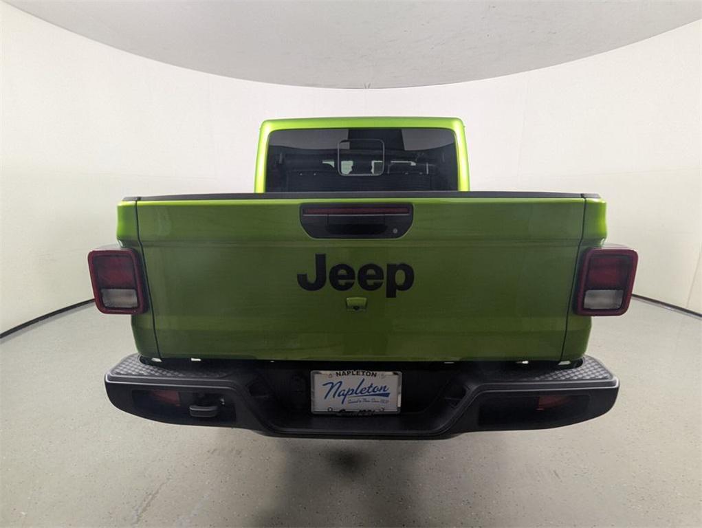 new 2025 Jeep Gladiator car, priced at $39,148