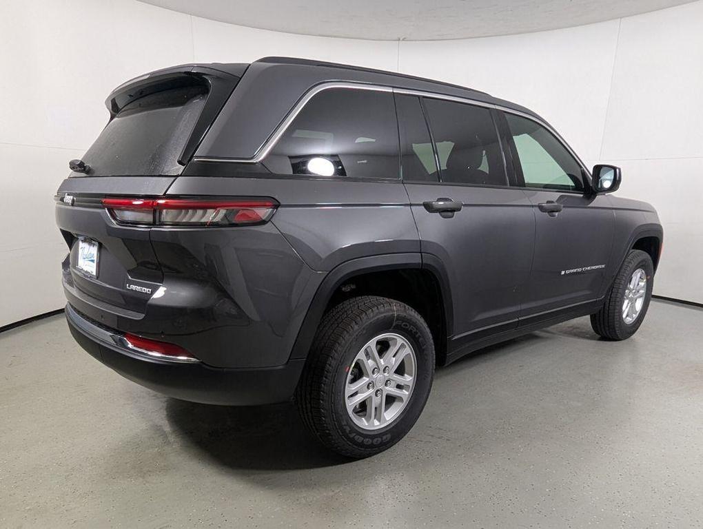new 2025 Jeep Grand Cherokee car, priced at $31,568