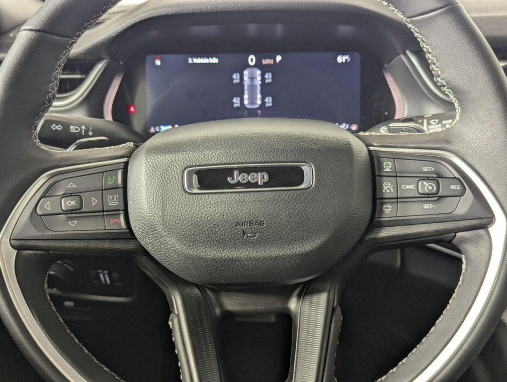 new 2025 Jeep Grand Cherokee car, priced at $31,568