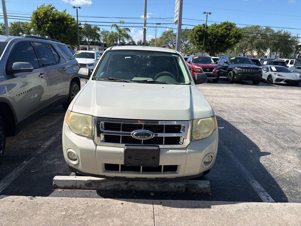 used 2008 Ford Escape car, priced at $3,400