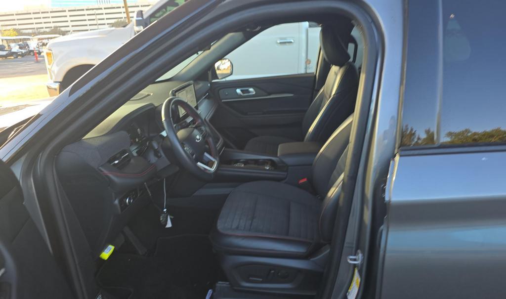 used 2025 Ford Explorer car, priced at $37,900