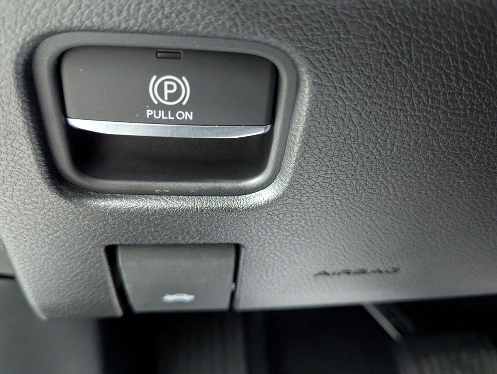 new 2026 Jeep Grand Cherokee car, priced at $49,964