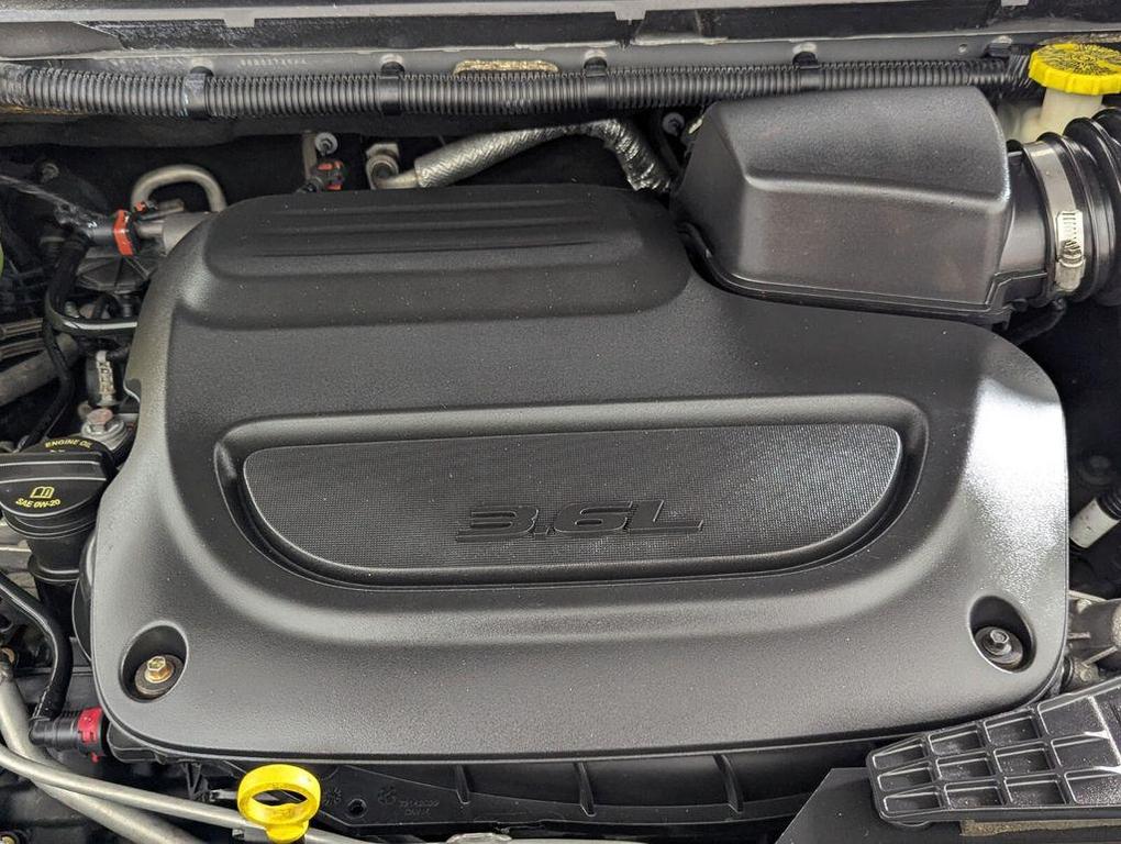 used 2020 Chrysler Pacifica car, priced at $12,900