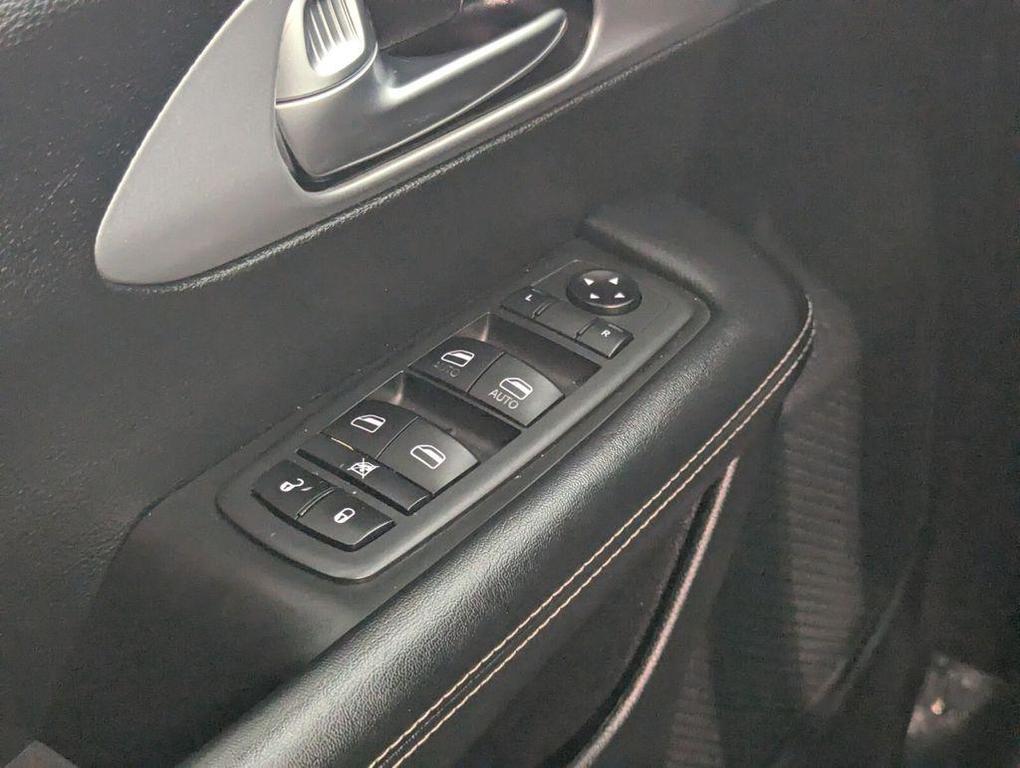 used 2020 Chrysler Pacifica car, priced at $12,900