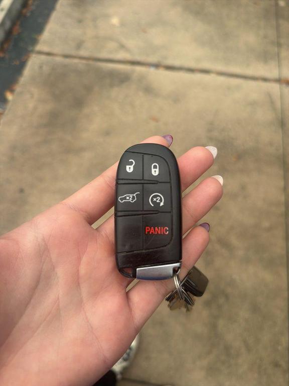 used 2019 Jeep Grand Cherokee car, priced at $17,900