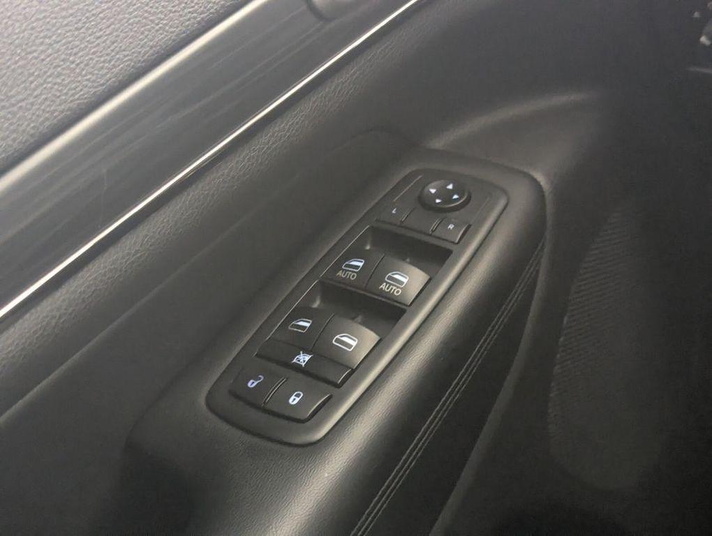 used 2019 Jeep Grand Cherokee car, priced at $13,900