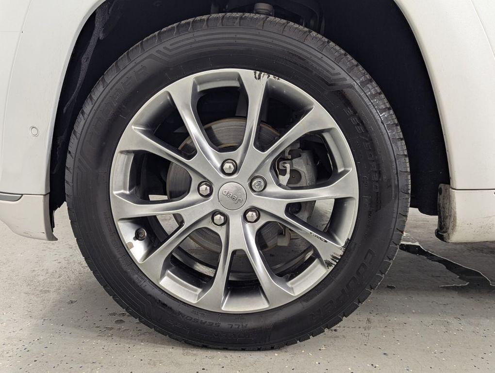 used 2020 Jeep Grand Cherokee car, priced at $20,900