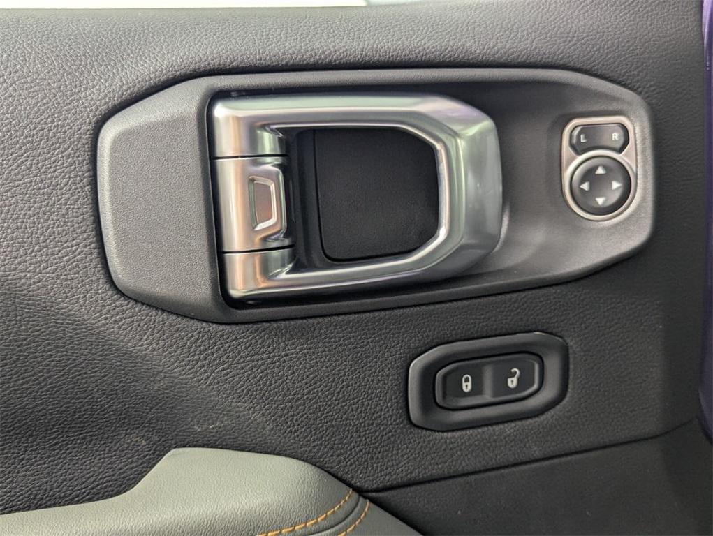 new 2026 Jeep Gladiator car, priced at $57,191