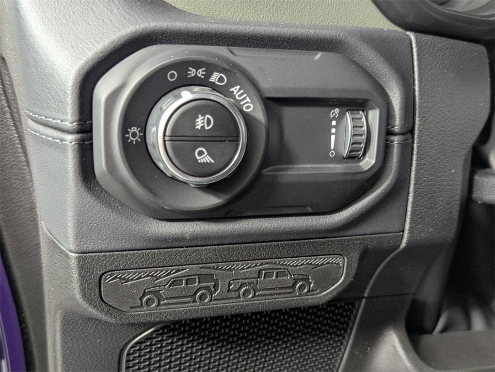 new 2026 Jeep Gladiator car, priced at $57,191