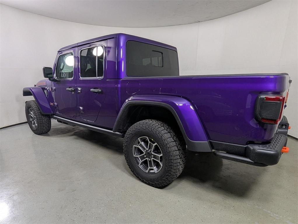 new 2026 Jeep Gladiator car, priced at $57,191