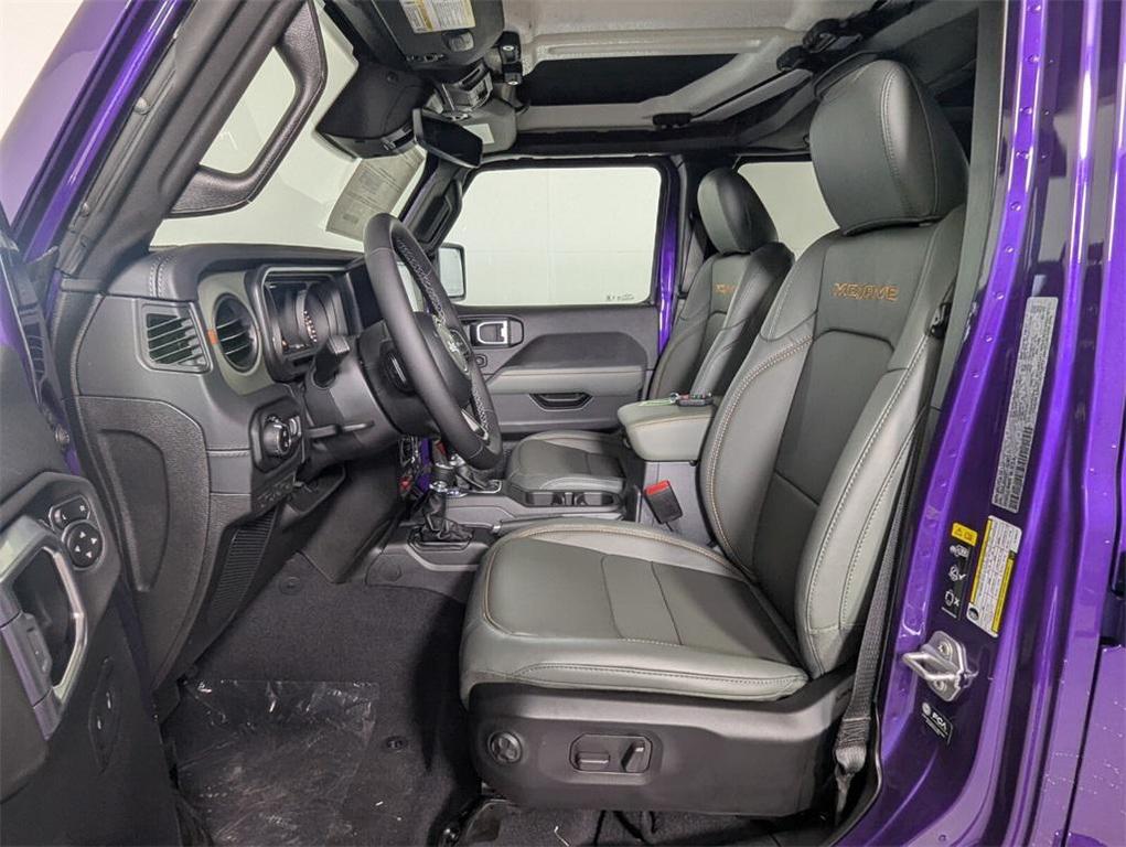 new 2026 Jeep Gladiator car, priced at $57,191