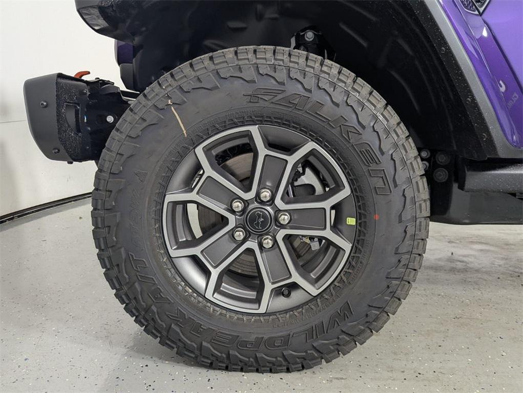 new 2026 Jeep Gladiator car, priced at $57,191