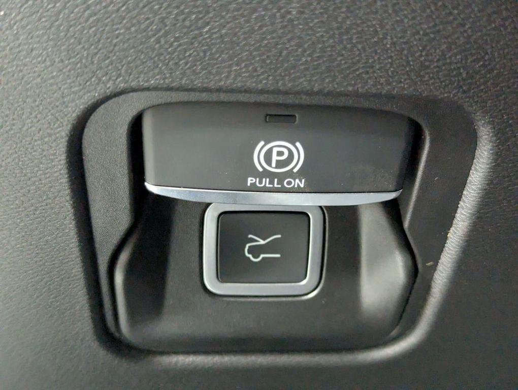 new 2026 Jeep Cherokee car, priced at $36,144