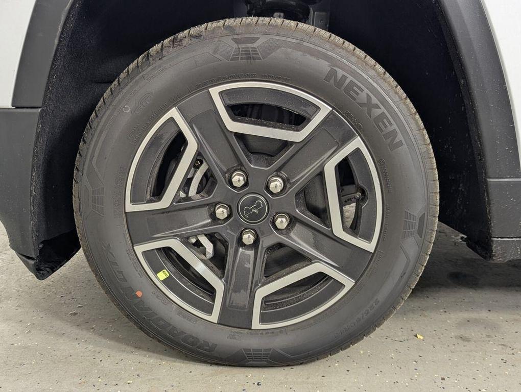 new 2026 Jeep Cherokee car, priced at $36,144