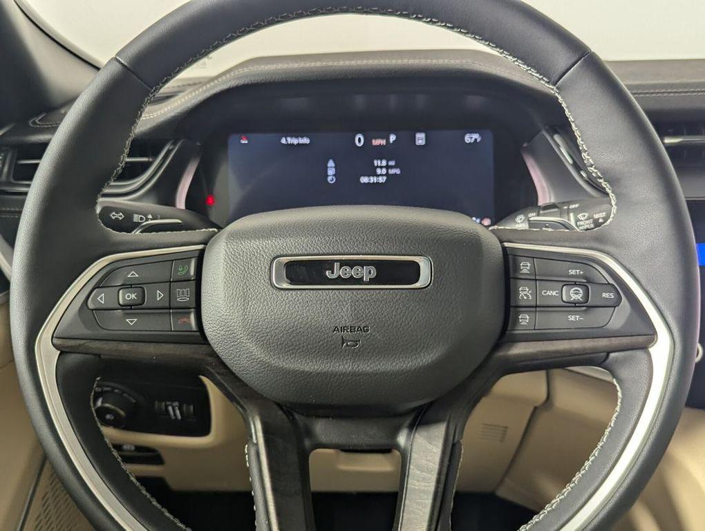 new 2026 Jeep Grand Cherokee car, priced at $44,746