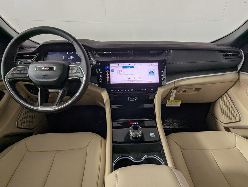 new 2026 Jeep Grand Cherokee car, priced at $44,746