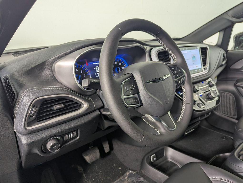 new 2026 Chrysler Pacifica car, priced at $37,269