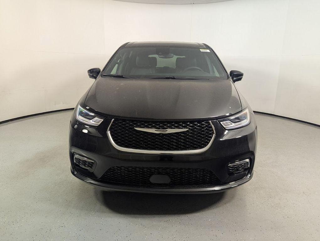 new 2026 Chrysler Pacifica car, priced at $37,269