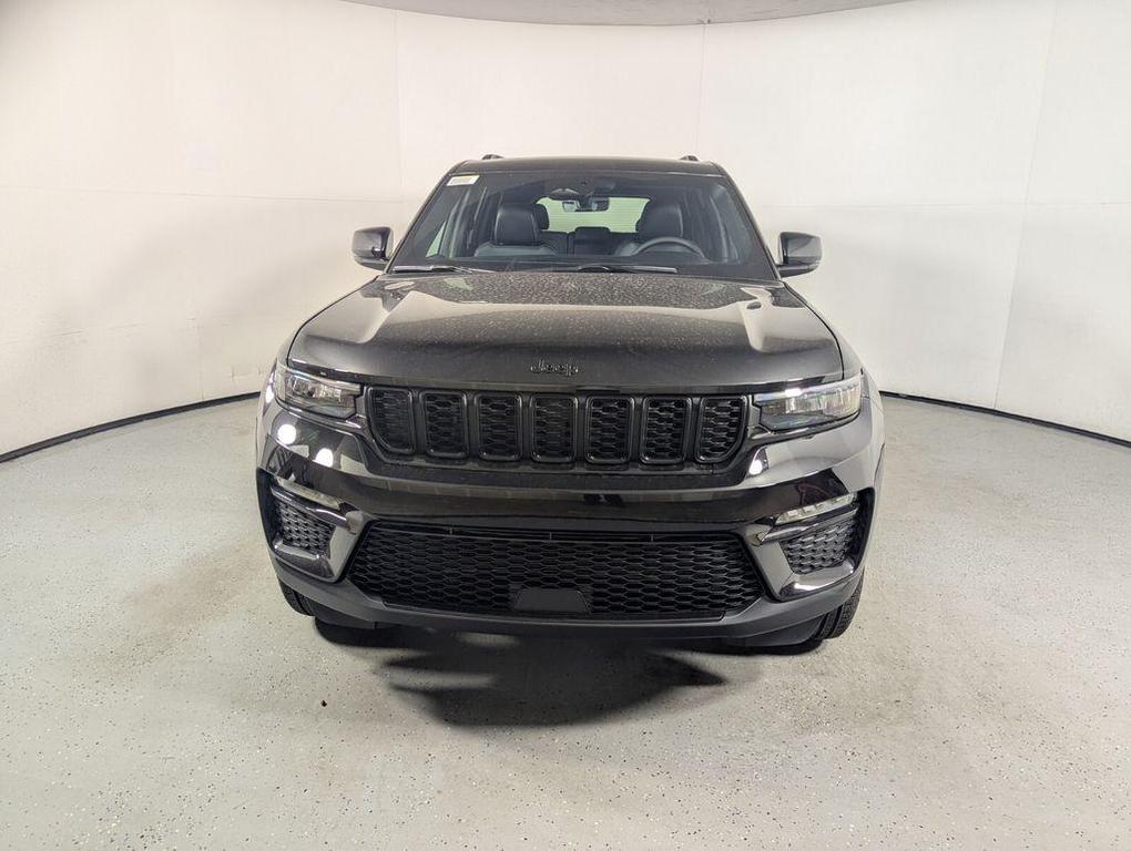 new 2025 Jeep Grand Cherokee car, priced at $35,944