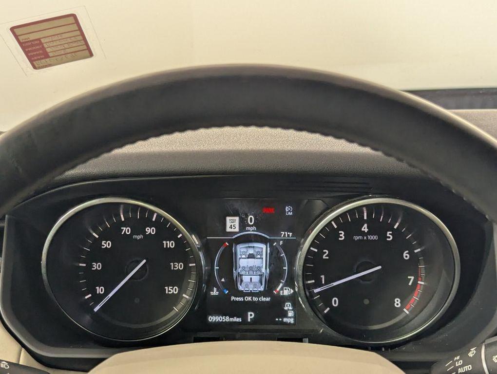used 2018 Land Rover Discovery car, priced at $13,900