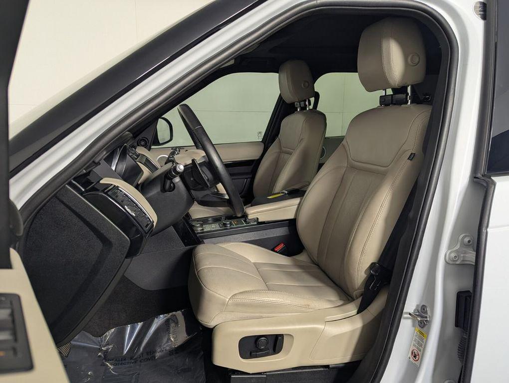 used 2018 Land Rover Discovery car, priced at $13,900