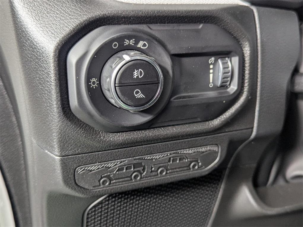 new 2026 Jeep Gladiator car, priced at $39,303