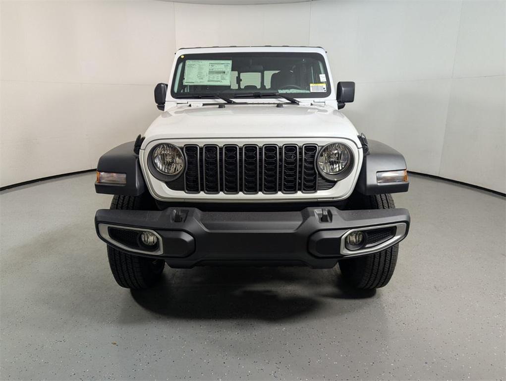 new 2026 Jeep Gladiator car, priced at $39,303