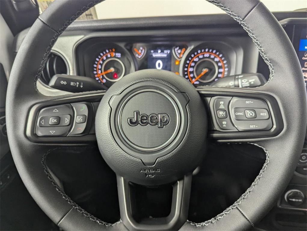 new 2026 Jeep Gladiator car, priced at $44,126