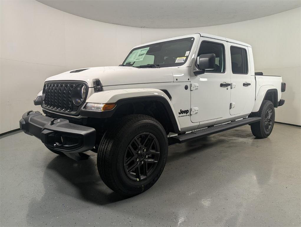 new 2026 Jeep Gladiator car, priced at $44,126