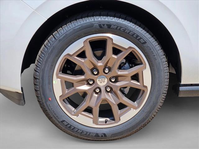 new 2026 Ford Expedition car, priced at $82,484