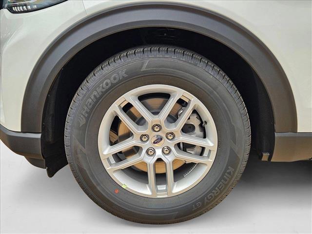 new 2025 Ford Explorer car, priced at $34,985
