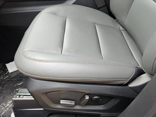 new 2025 Ford Explorer car, priced at $34,985