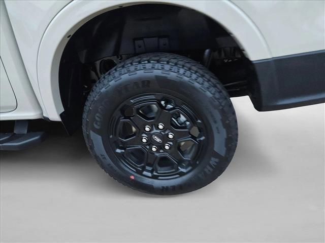 new 2025 Ford Ranger car, priced at $40,305