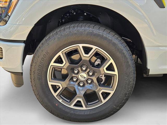 new 2025 Ford F-150 car, priced at $42,420