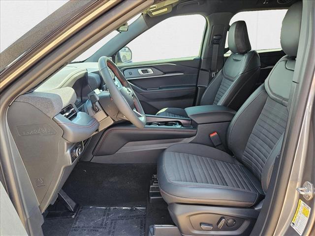 new 2025 Ford Explorer car, priced at $39,615