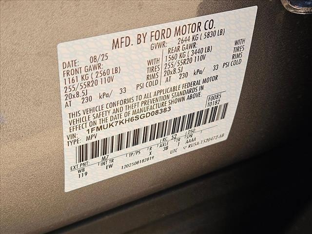 new 2025 Ford Explorer car, priced at $39,615