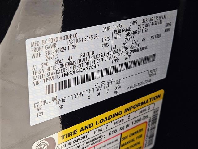 new 2025 Ford Expedition car, priced at $87,015