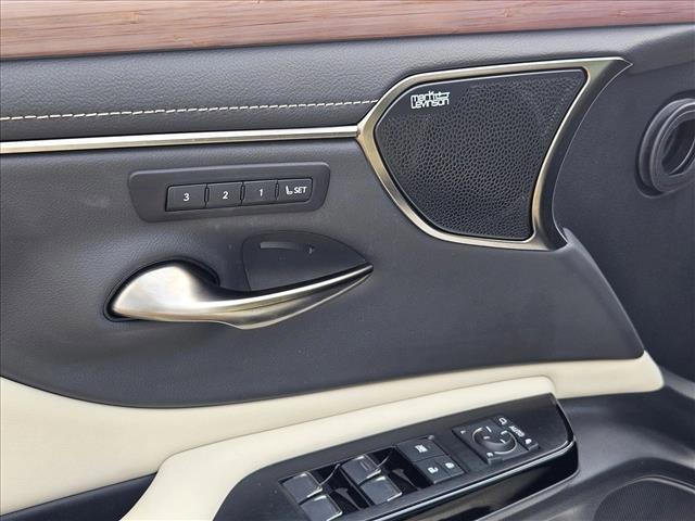 used 2024 Lexus ES 350 car, priced at $46,216